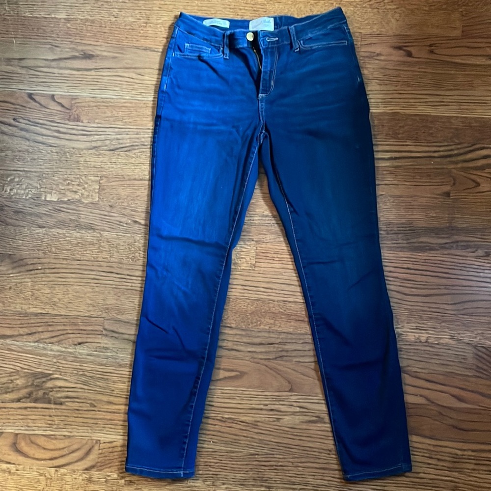 Universal thread, jeans!